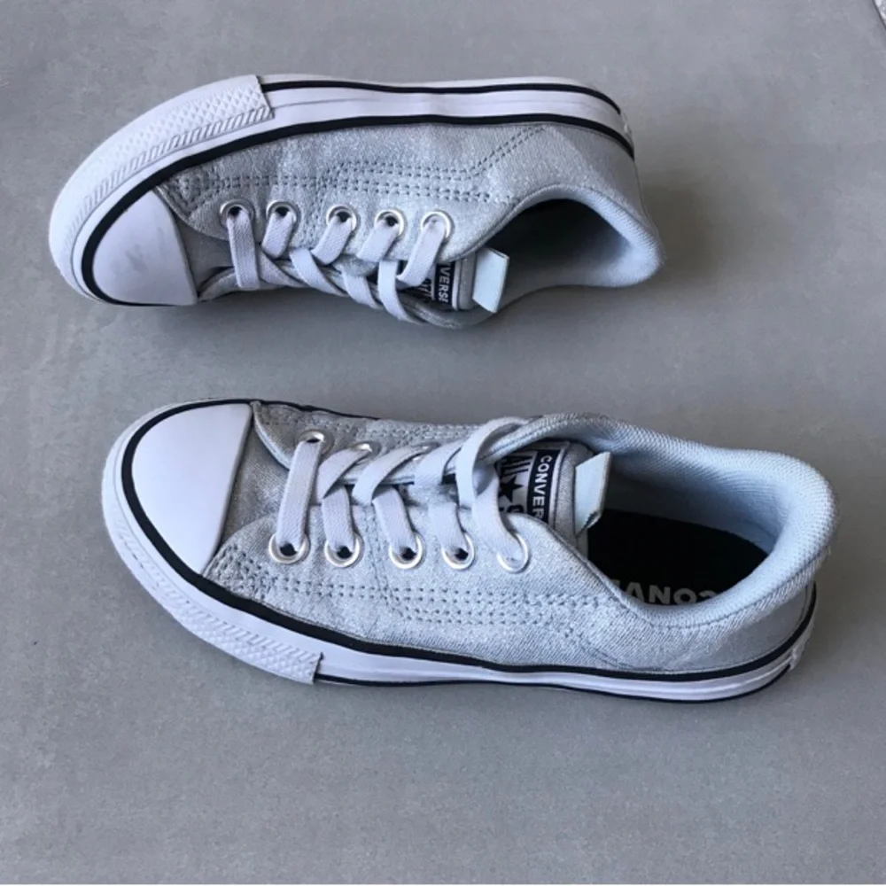 CONVERSE Kids' Chuck Taylor All Star Sparkly Rave Low Top Slip On Sneaker | 12